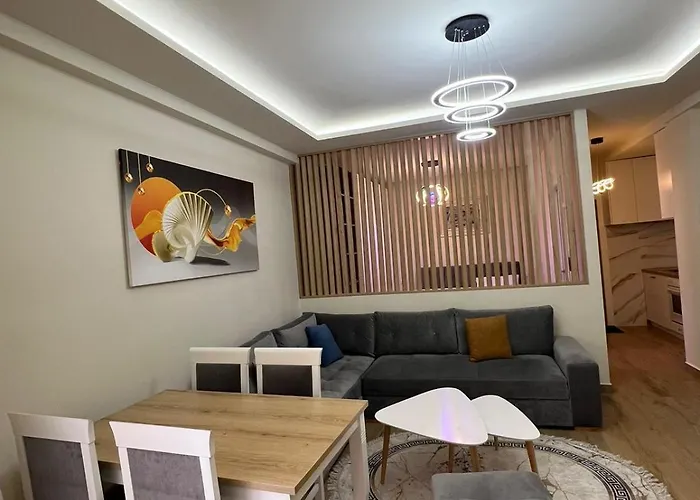 Condor Center Luxury Apartment Tirana