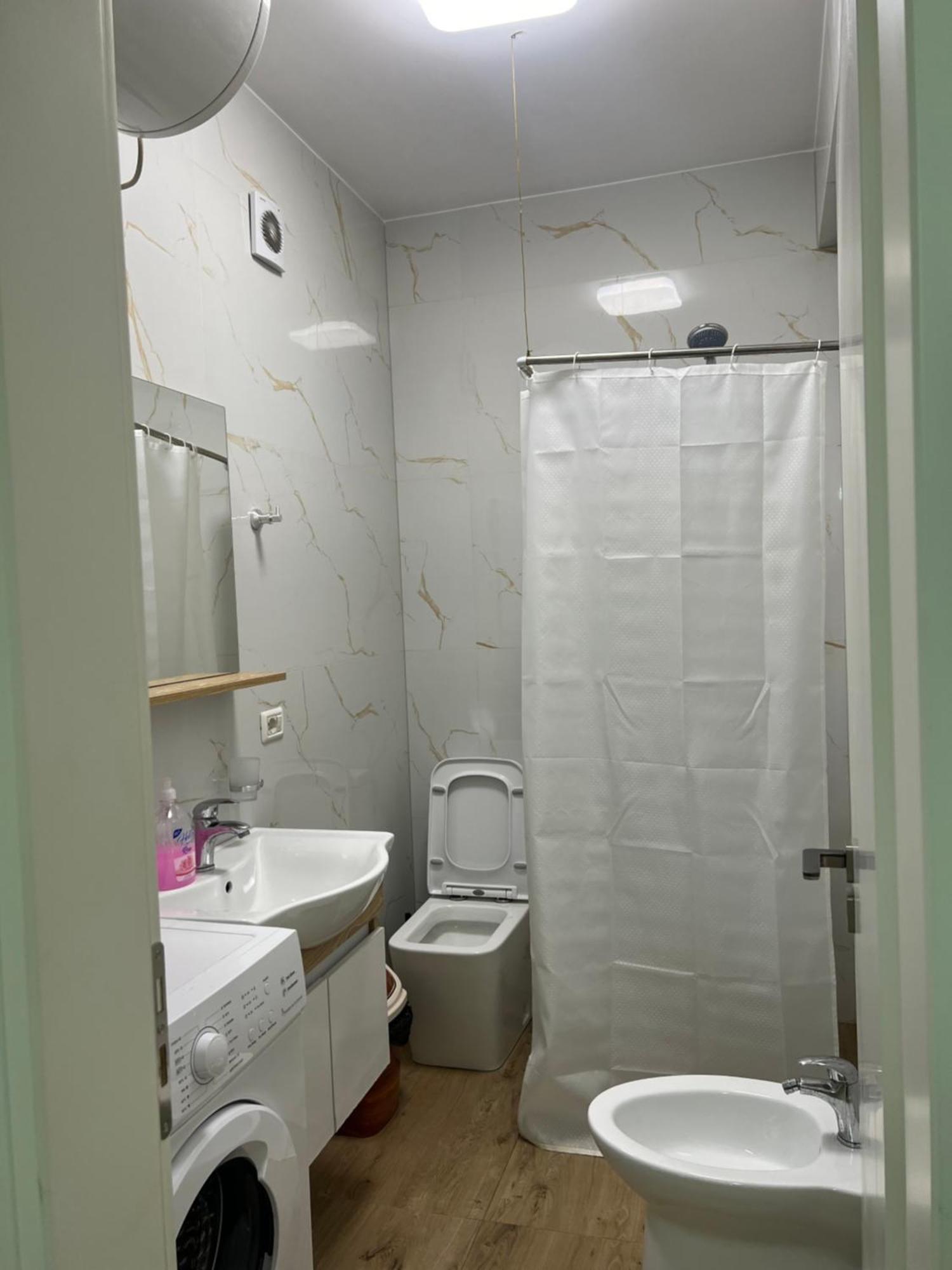 Condor Center Luxury Apartment Tirana